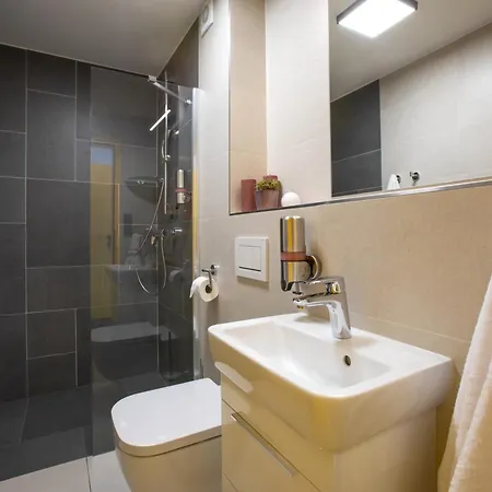 Apartmany Nikola Roznov pod Radhostem Exterior photo
