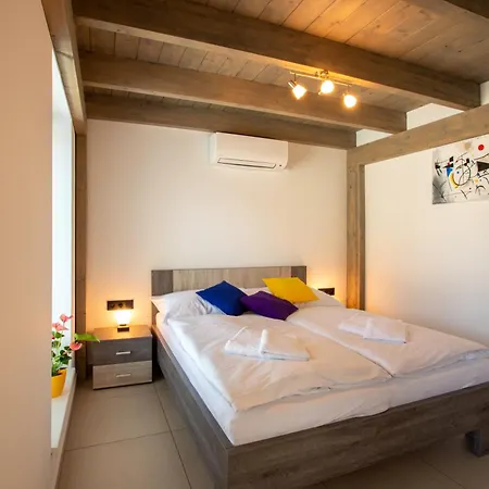 Apartmany Nikola Roznov pod Radhostem Exterior photo